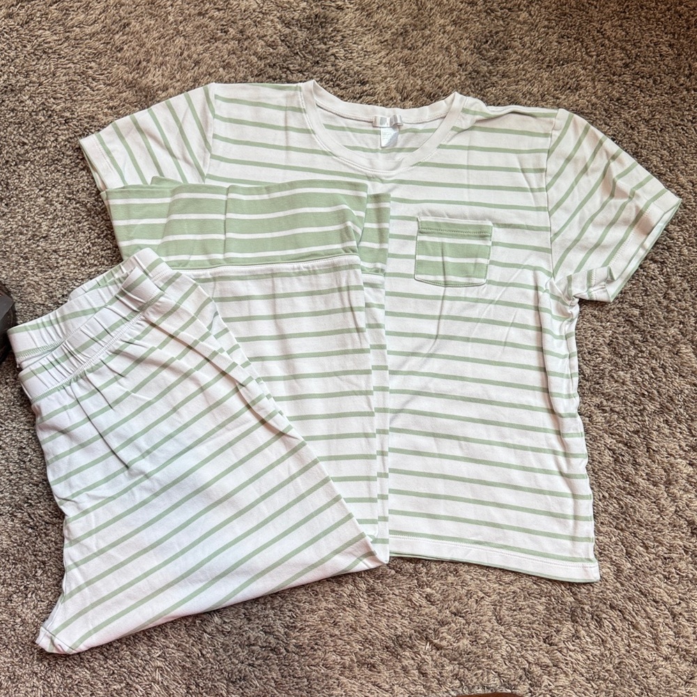 Lake Pajamas The Pima Crew Wide Leg Pajama Set, Medium